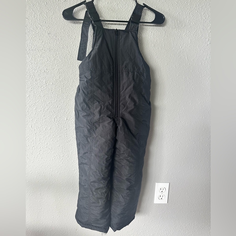 Youth snow pants